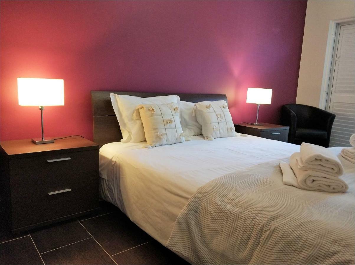 Faro Downtown Holiday Apartment ภายนอก รูปภาพ