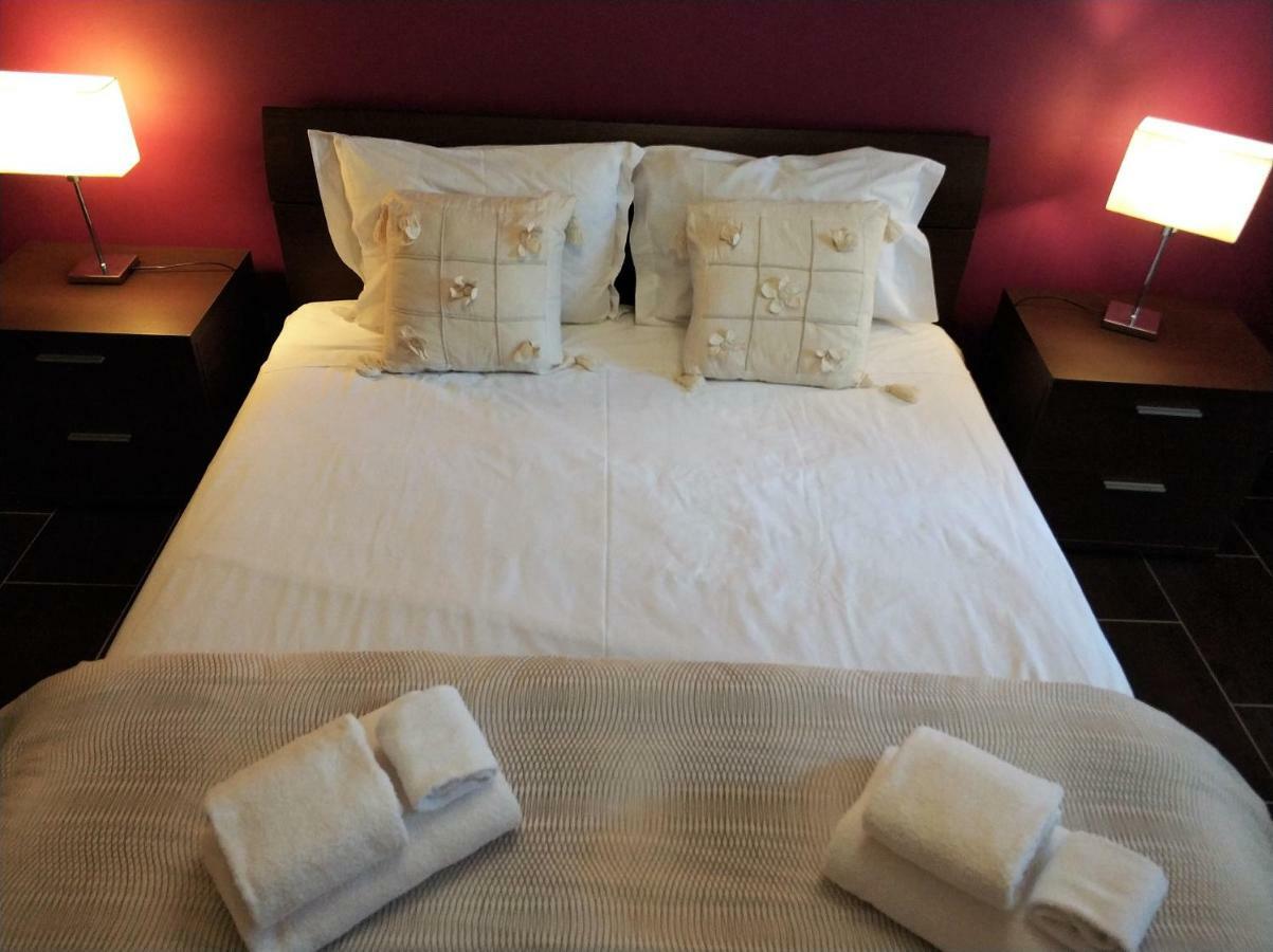 Faro Downtown Holiday Apartment ภายนอก รูปภาพ